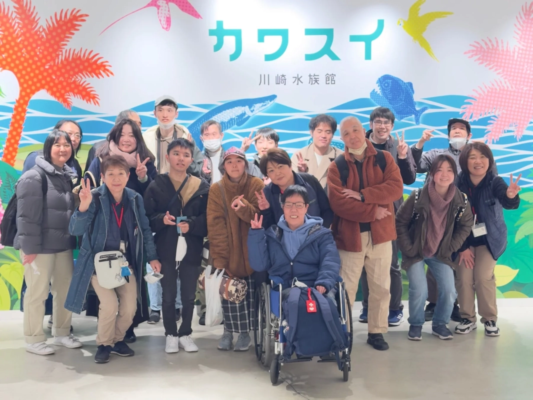 水族館での集合写真