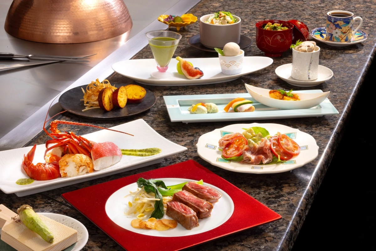 鉄板焼きコース料理の全景