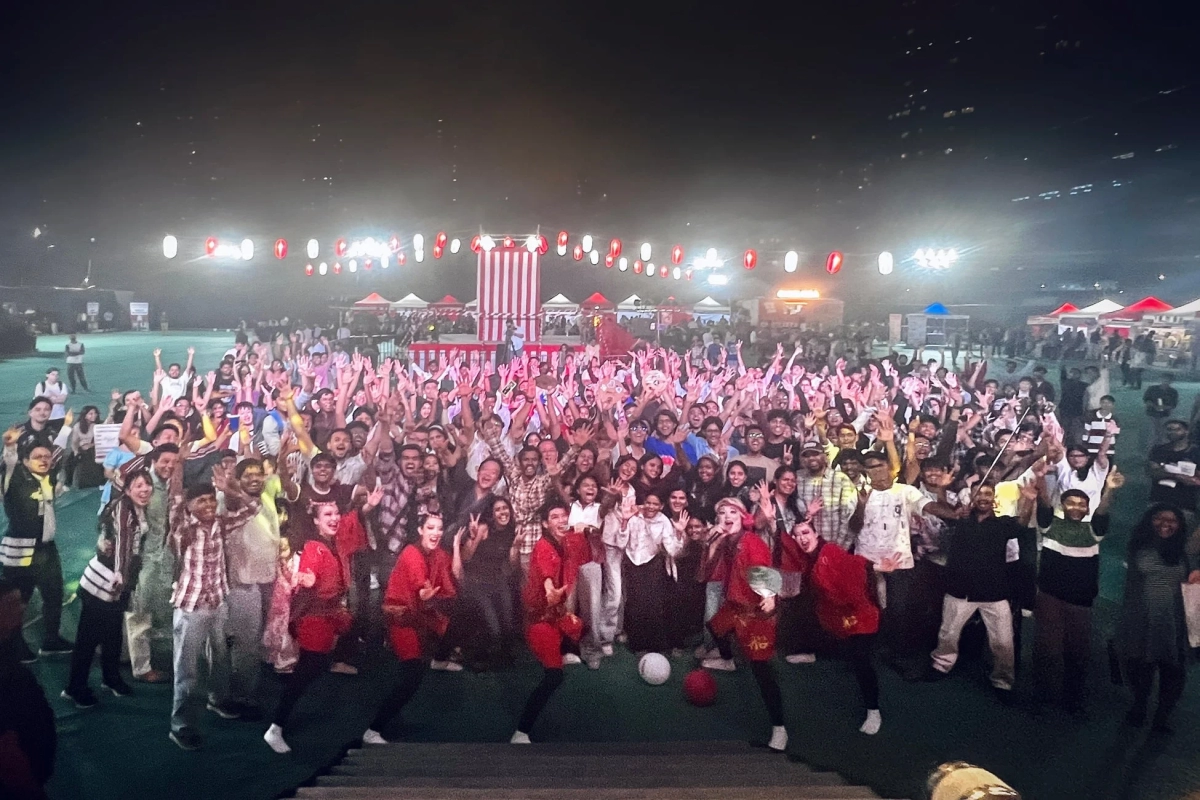 祭り、イベント、夜、群衆、提灯、パフォーマンス、和風