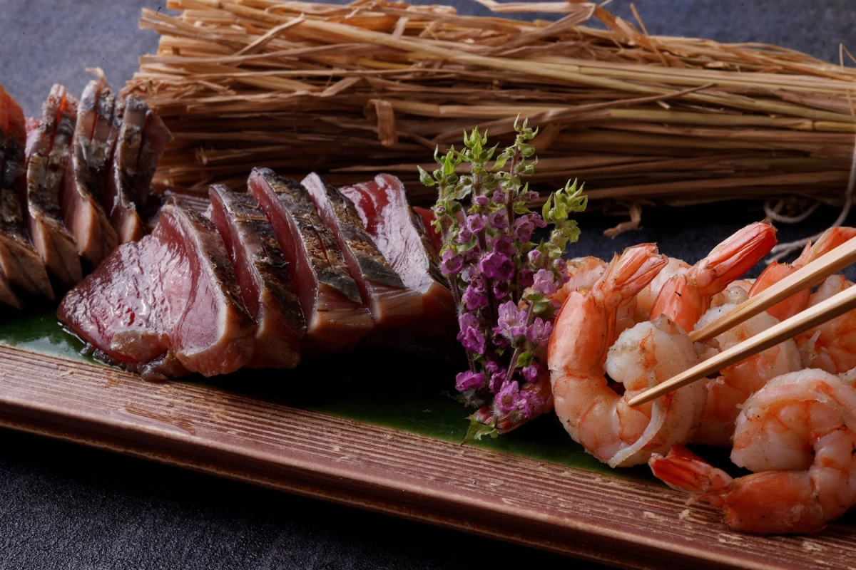 藁焼き（カツオ・エビ）